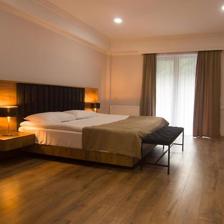 Lileo Inn Hotel Mestia Zewnętrze zdjęcie
