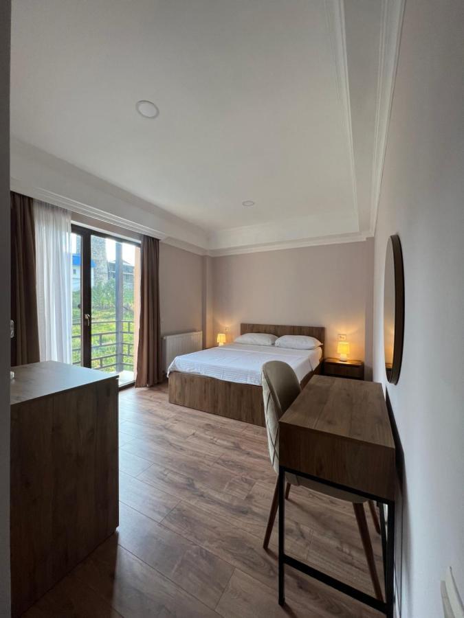 Lileo Inn Hotel Mestia Zewnętrze zdjęcie