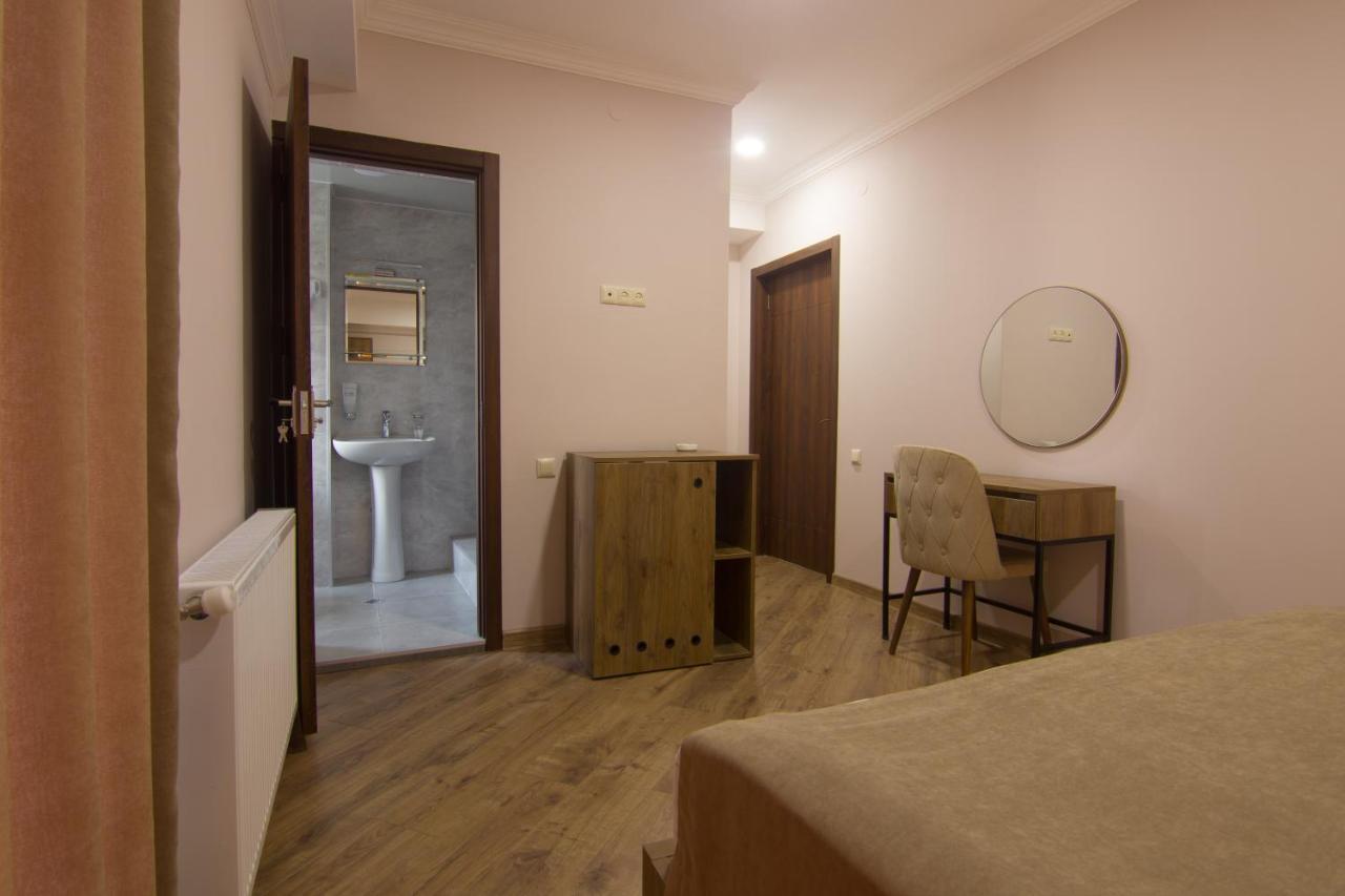 Lileo Inn Hotel Mestia Zewnętrze zdjęcie
