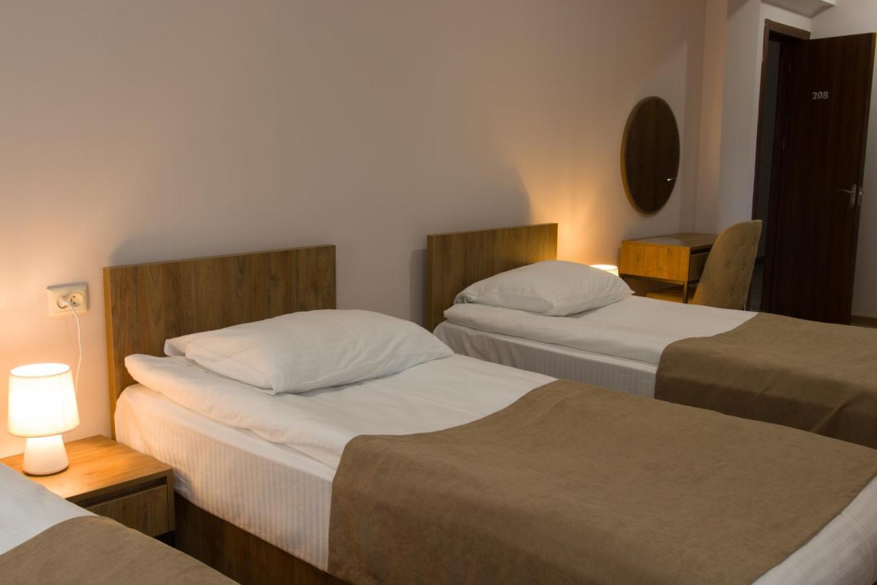 Lileo Inn Hotel Mestia Zewnętrze zdjęcie