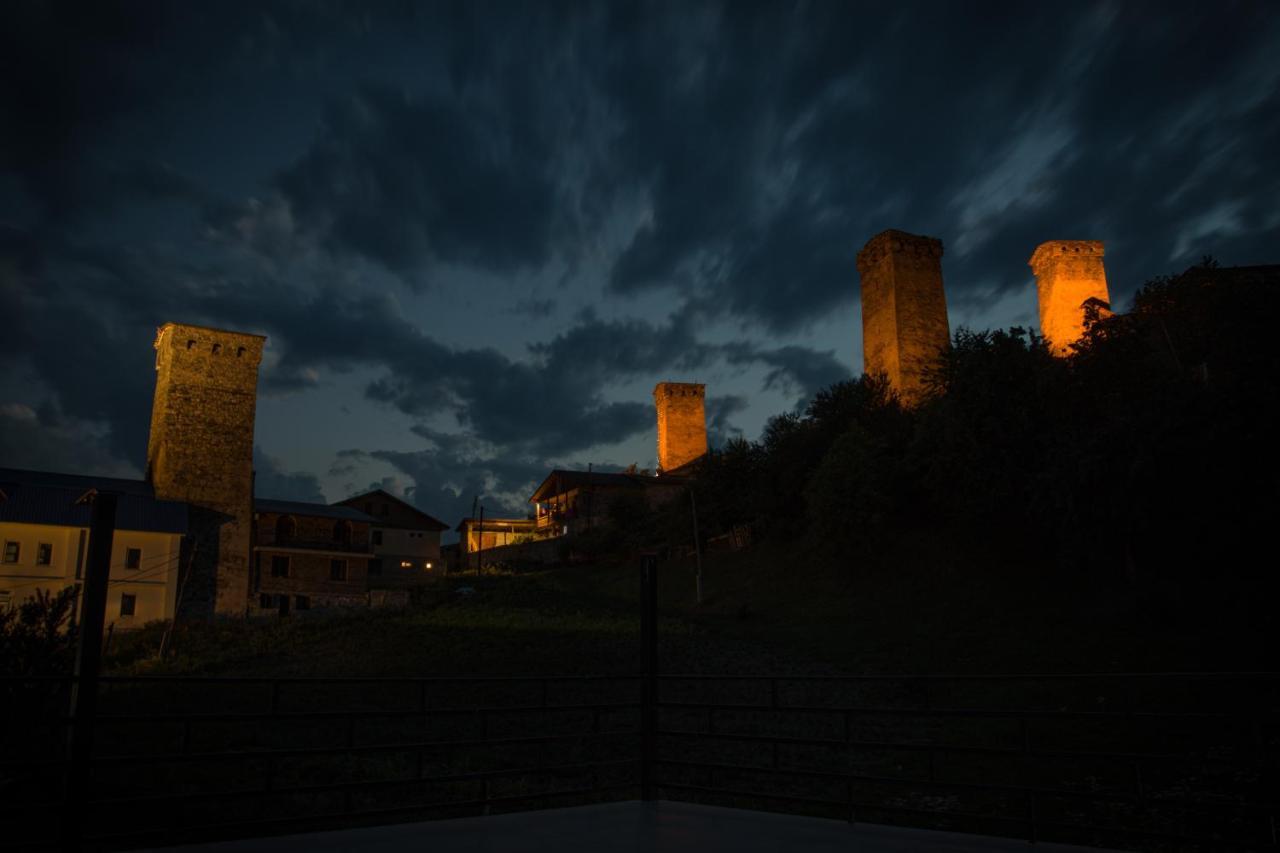 Lileo Inn Hotel Mestia Zewnętrze zdjęcie