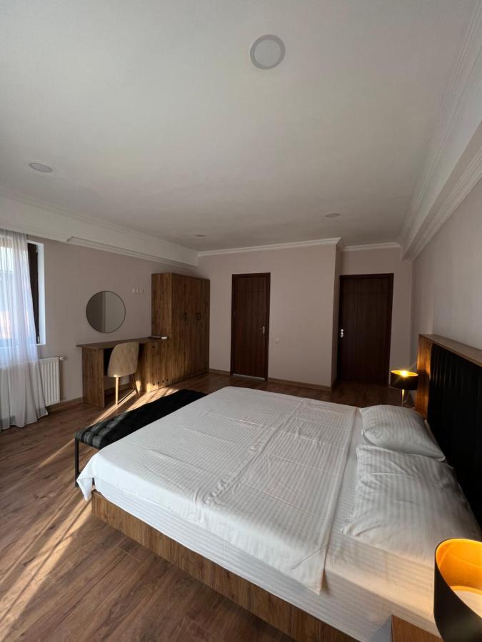 Lileo Inn Hotel Mestia Zewnętrze zdjęcie